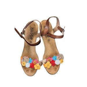 Bio Step  Brown Leather Sandals Casual Bohemian Floral Style Size 9
